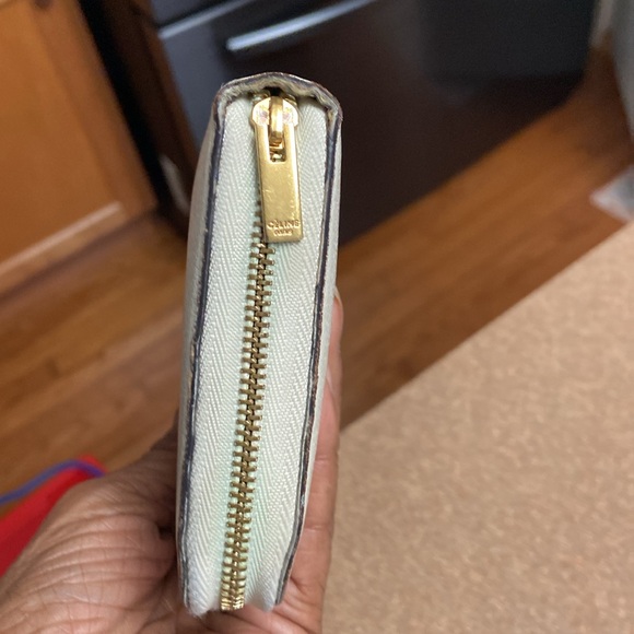 Celine Zippy Wallet - Picture 3 of 15